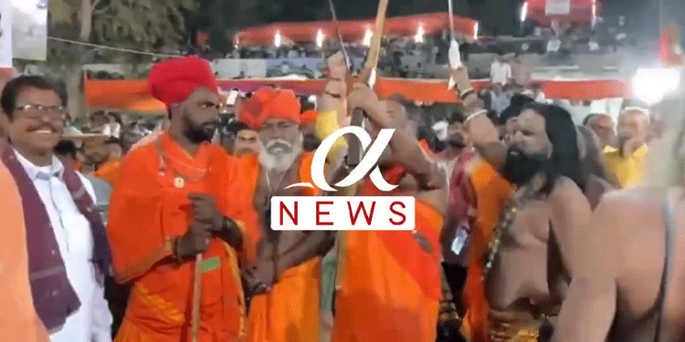 ભવનાથ તળેટી સ્થિત ભવનાથ મહાદેવનાં મેળામાં ભવનાથ તળેટીમાં નીકળી ભવ્ય રવાડી, સાધુ સંતોના અનોખા કરતબ જોઈ ભક્તો ભાવ વિભોર.